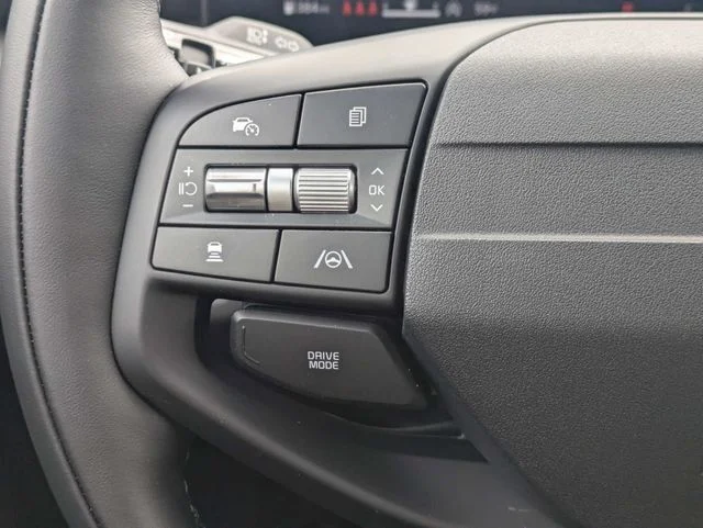 New 2026 Glacial White Pearl Kia X-Pro Prestige image 24