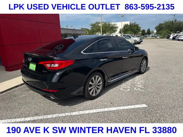 Used 2017 Black Hyundai Limited image 3
