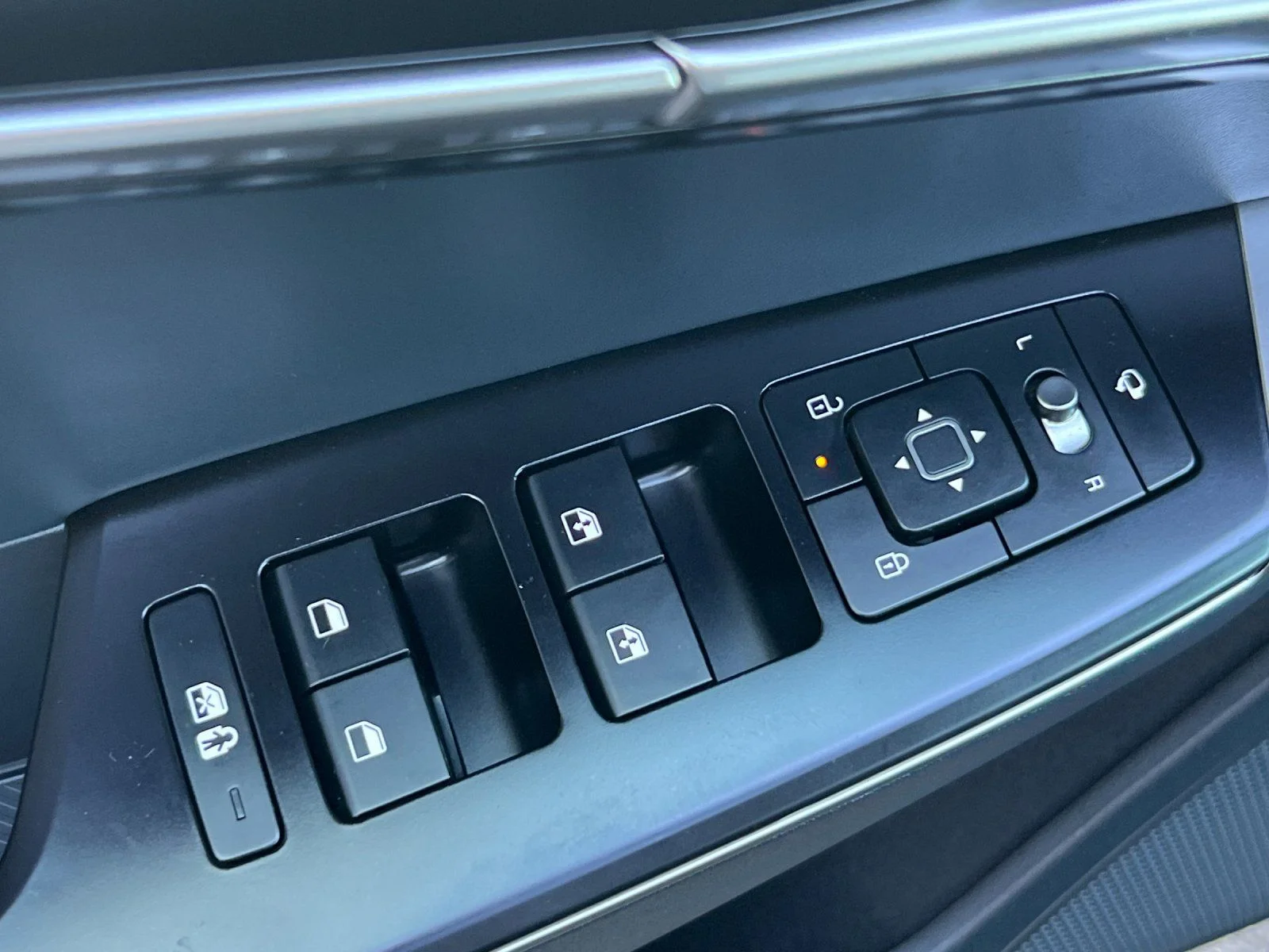 New 2026 Gray Kia Light image 11
