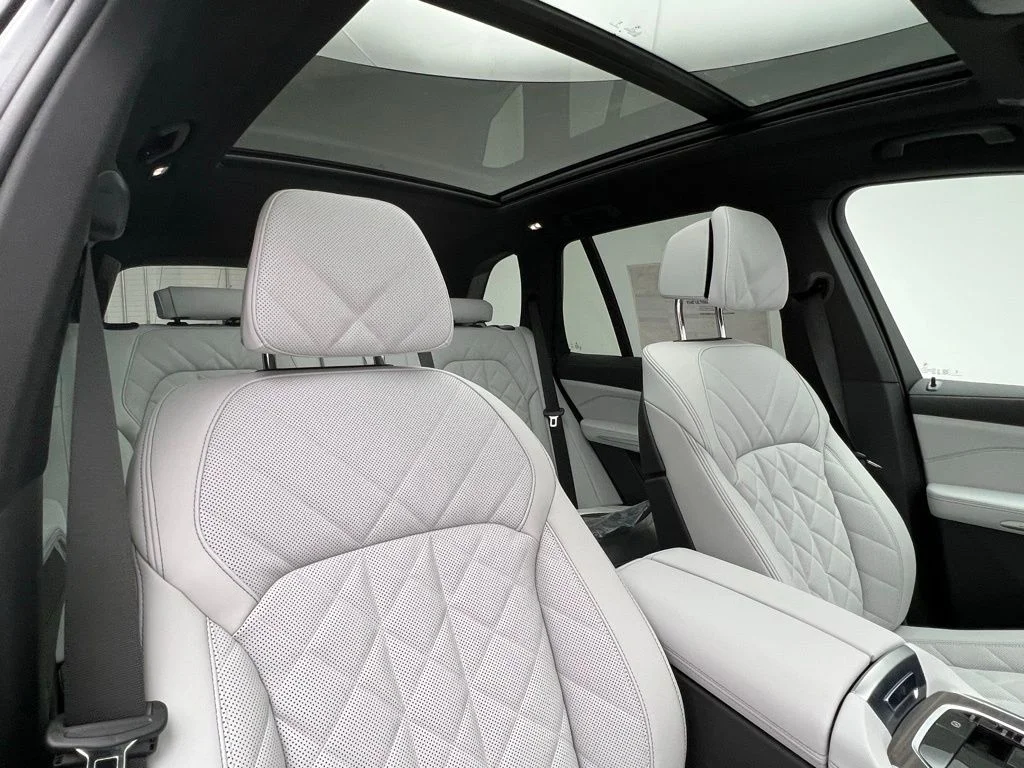 2026 BMW X5 40i - Photo 8