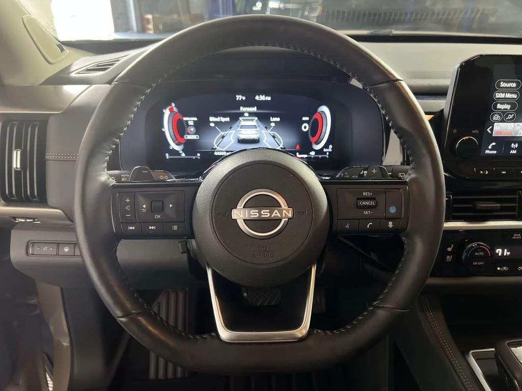 Used 2024 Beige Nissan Platinum image 10