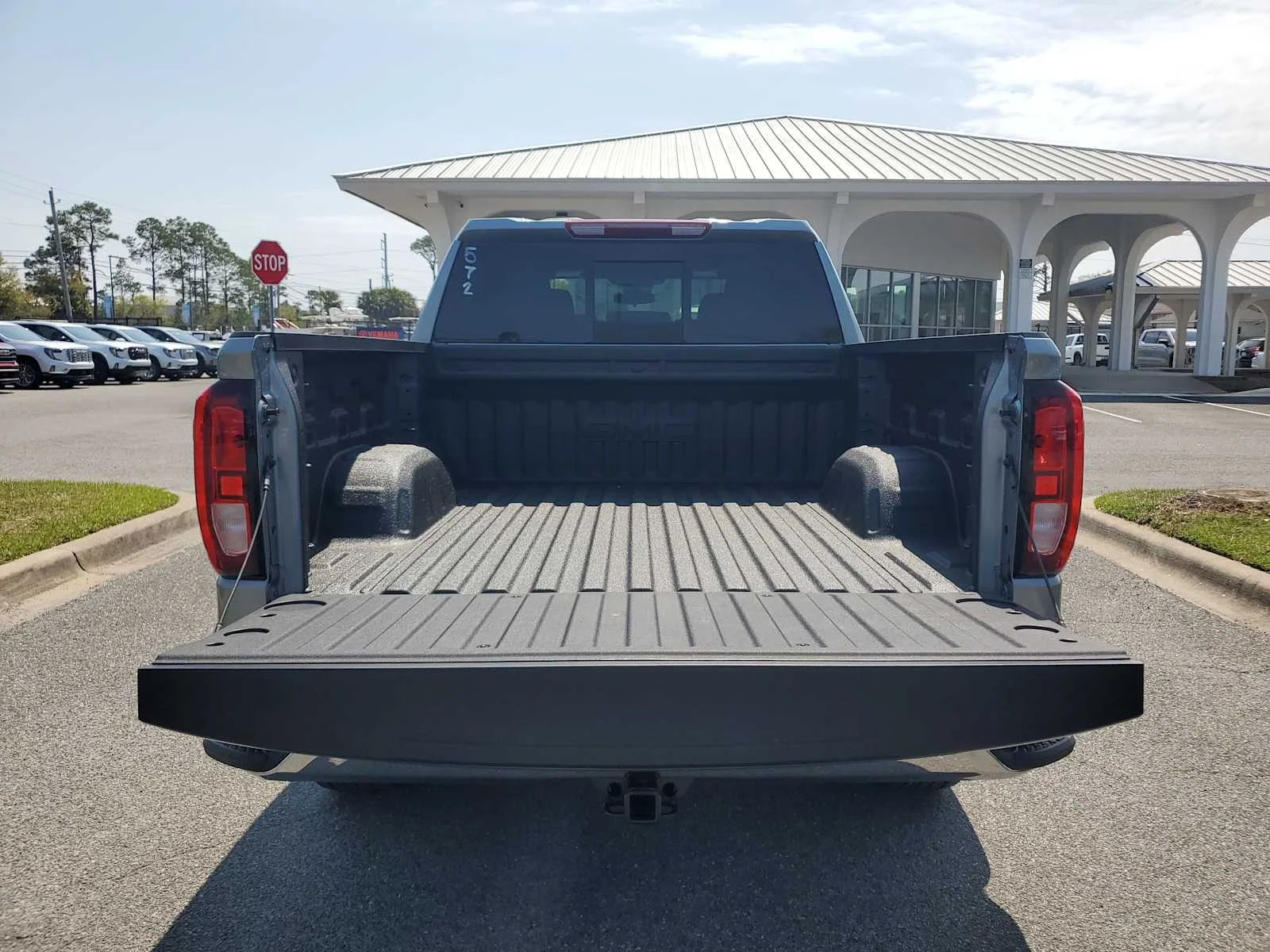 New 2026 Sterling Metallic GMC SLE image 5