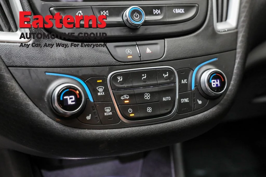 Used 2023 Gray Chevrolet LT image 20
