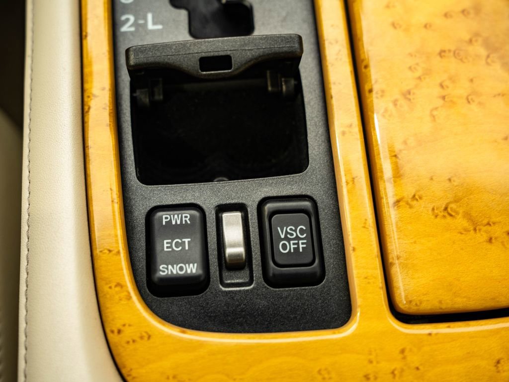 Used 2004 Green Lexus 430 image 40