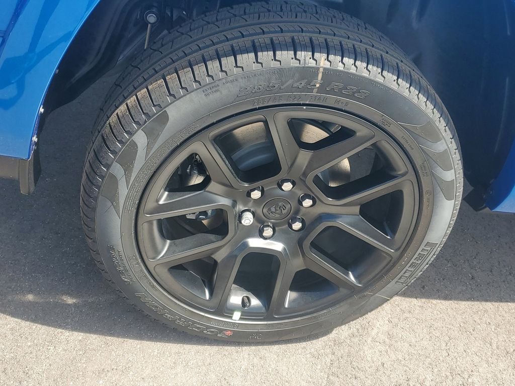 New 2026 Hydro Blue Pearl-Coat Exterior Paint RAM Laramie image 4