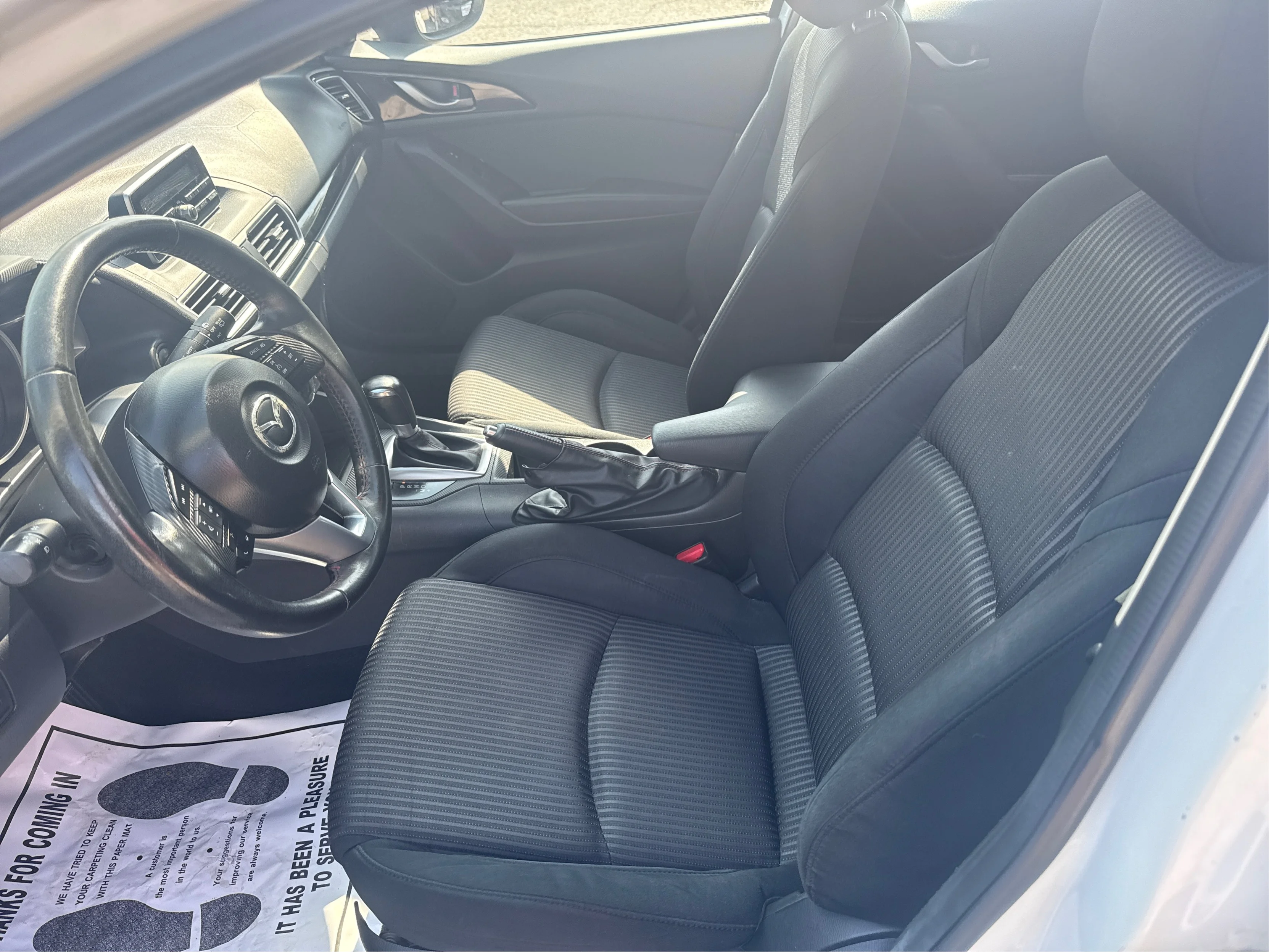 Used 2014 White Mazda i Touring image 9