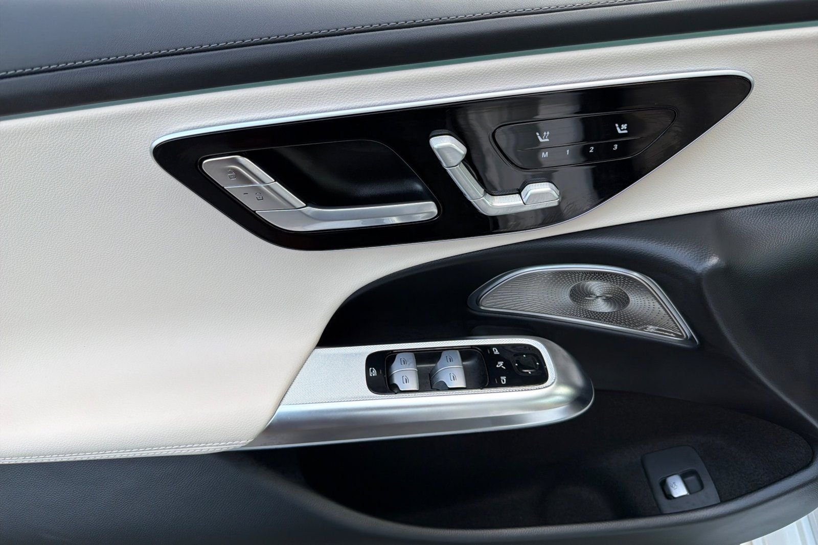 New 2026 Polar White Mercedes-Benz E 350 image 26