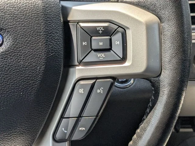 Used 2019 Magnetic Metallic Ford Lariat image 16