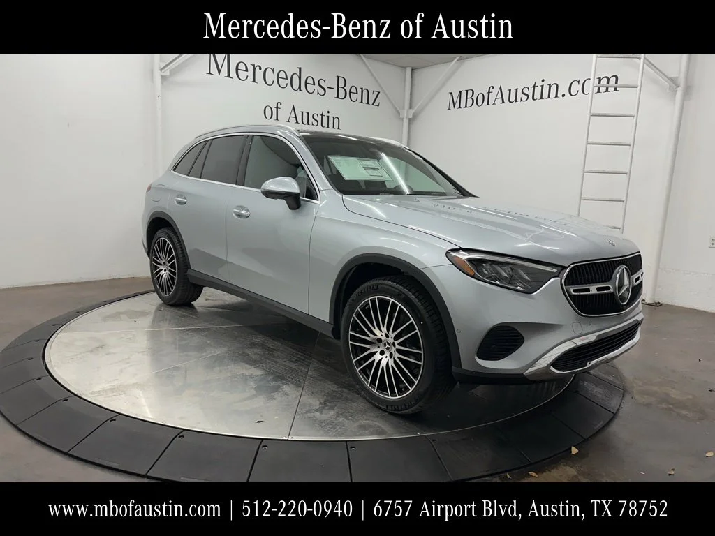 Used 2026 Silver Mercedes-Benz GLC 300 image 1
