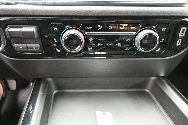 Used 2024 Summit White Chevrolet ZR2 image 18