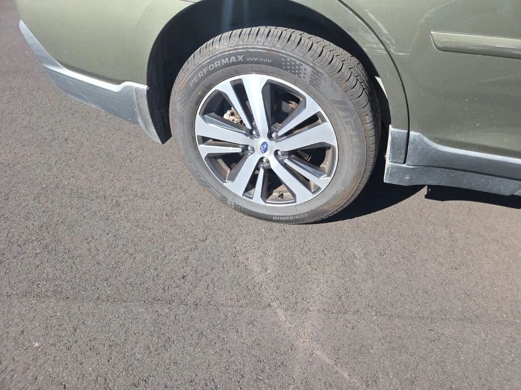 Used 2018 Green Subaru 2.5i image 23
