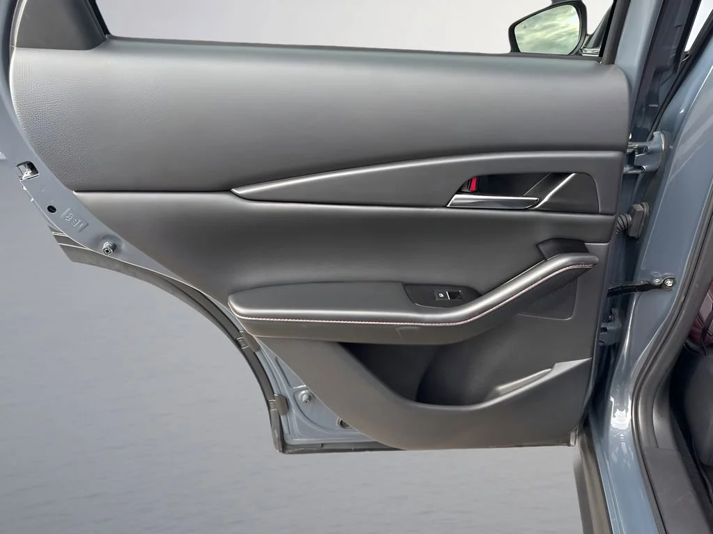Used 2025 Gray Mazda 2.5 S Carbon Edition image 31