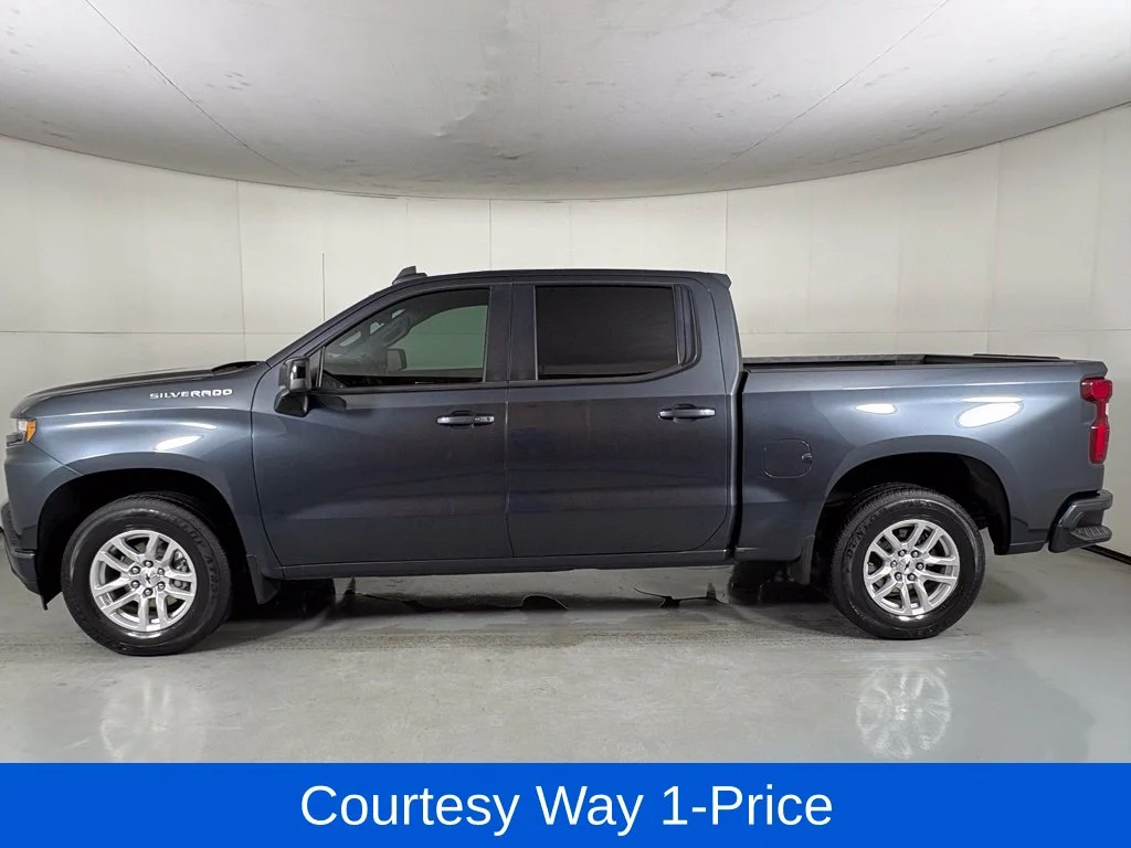 Used 2021 Gray Chevrolet RST image 6
