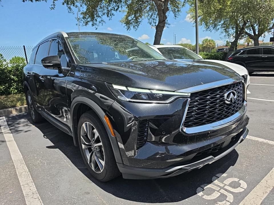 Certified Used 2023 Gray INFINITI Sensory image 2