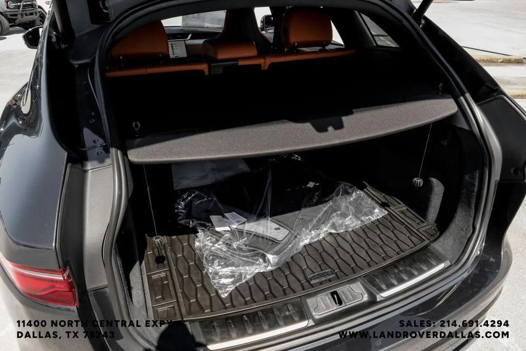 Used 2026 Grey Jaguar P400 R-Dynamic S image 59