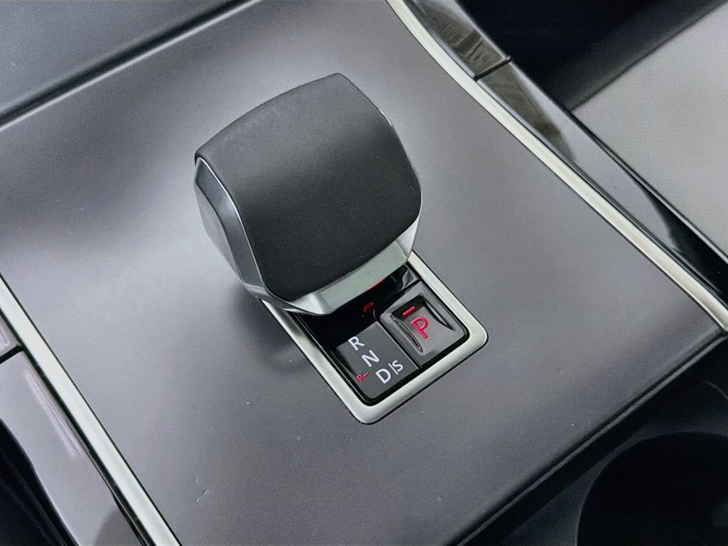 Used 2026 White Land Rover S image 16