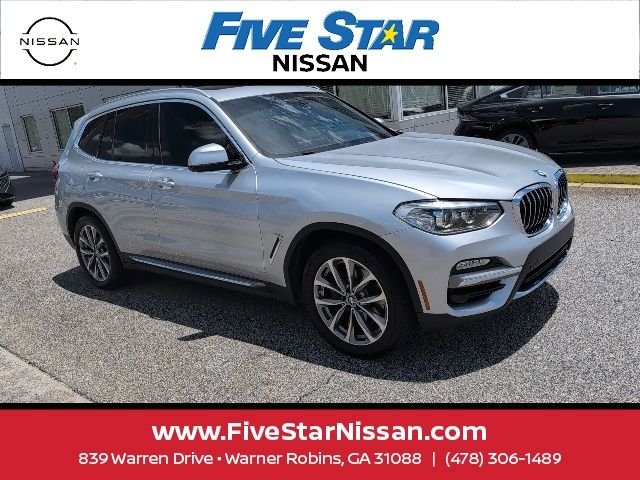 Used 2019 Silver BMW xDrive30i image 1