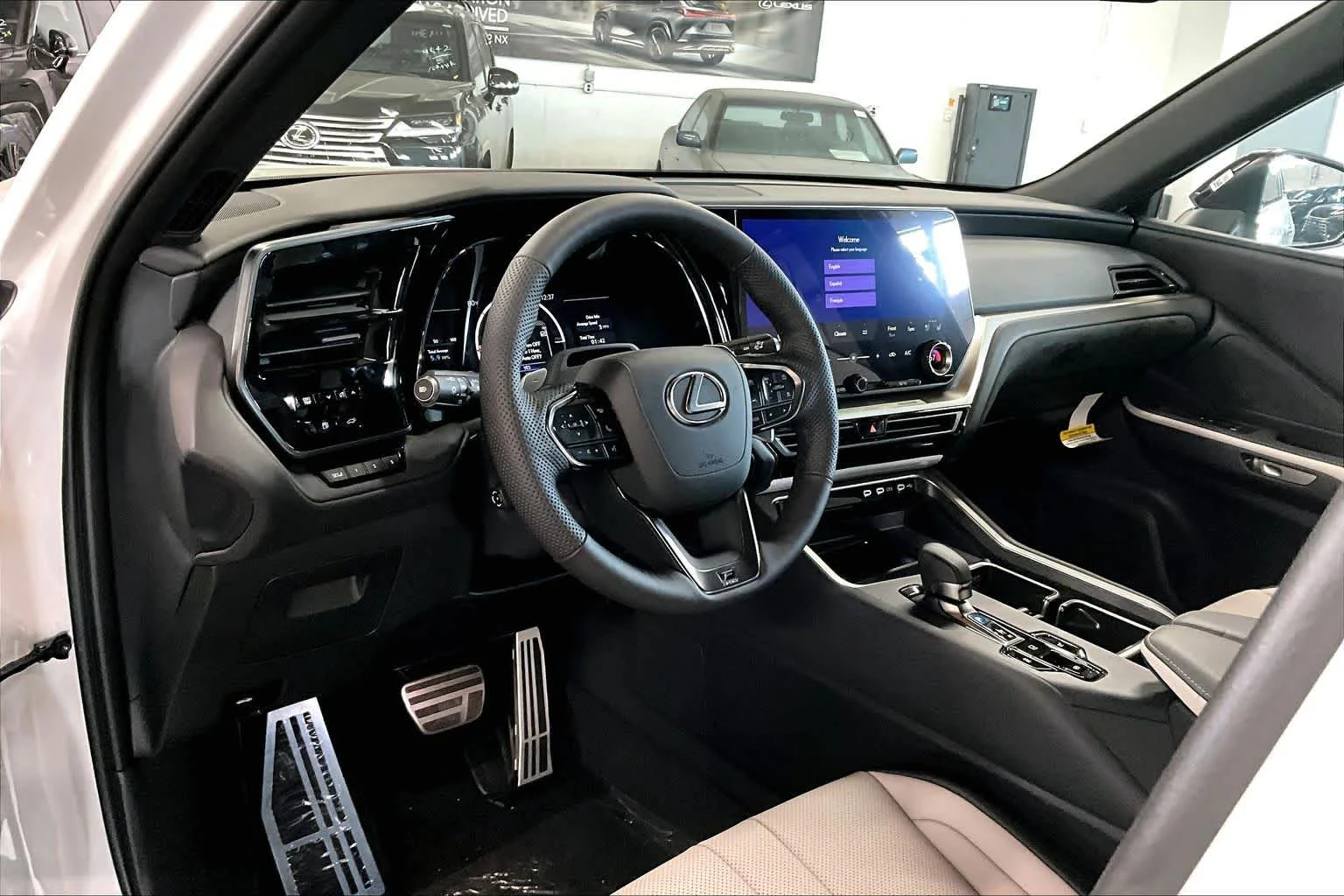 New 2026 Wind Chill Pearl Lexus F SPORT Performance Premium image 6