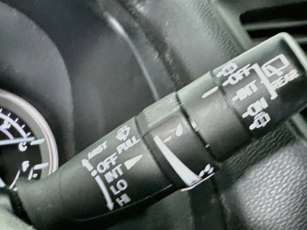 Used 2016 Silver Honda EX-L image 14