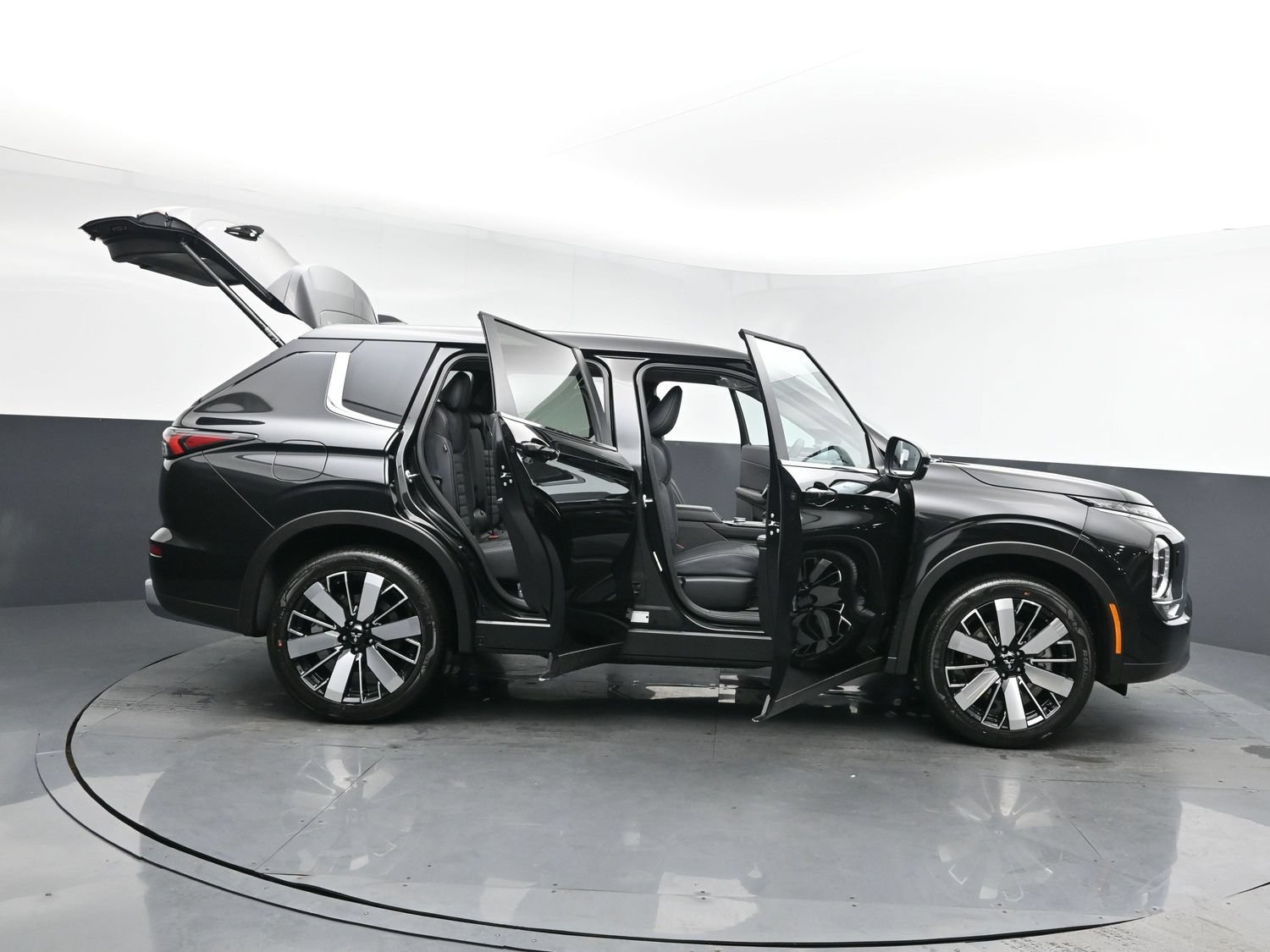 New 2026 Labrador Black Pearl Mitsubishi SE 1.5T S-AWC image 31