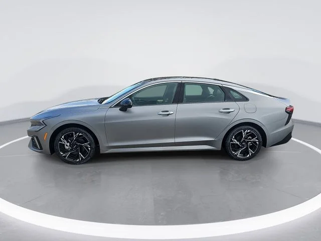 Used 2025 Gray Kia GT-Line image 2