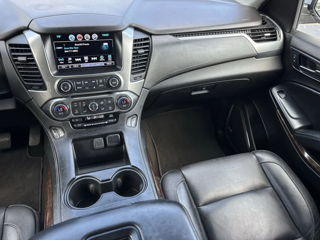 Used 2018 SILVER ICE METALLIC Chevrolet LT image 32