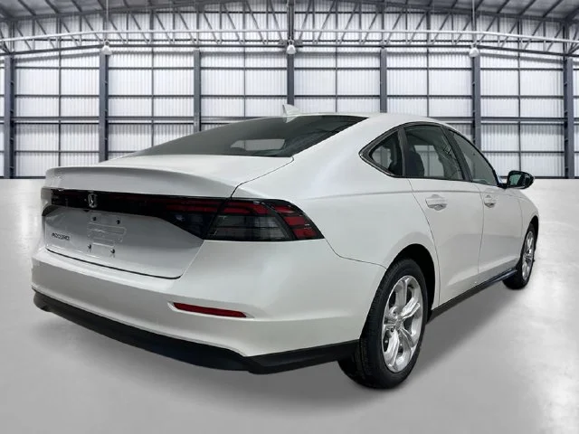 New 2026 Platinum White Pearl Honda LX image 6