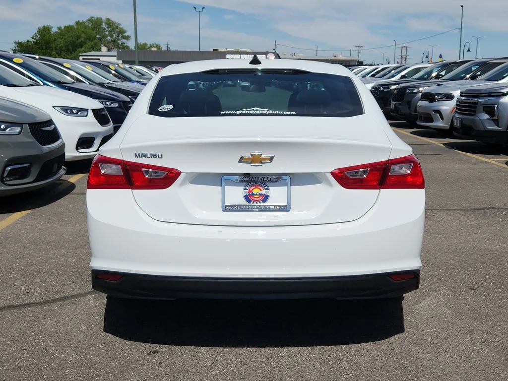 Used 2024 White Chevrolet LS image 12