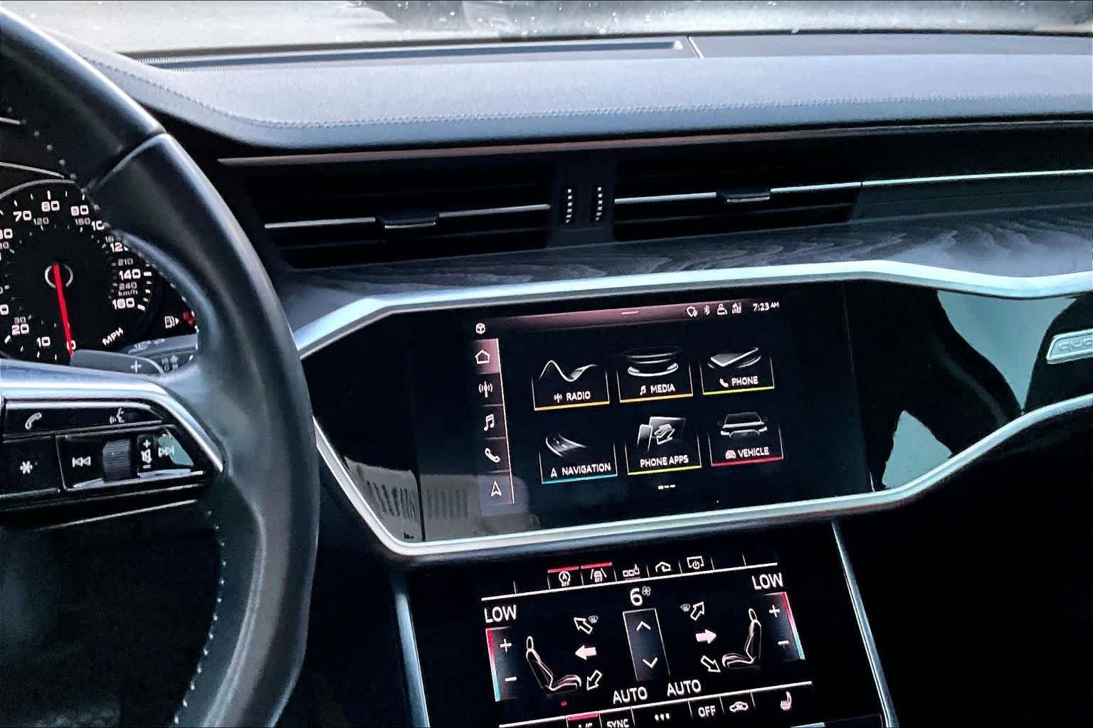 Used 2019 Mythos Black Metallic Audi Premium image 7