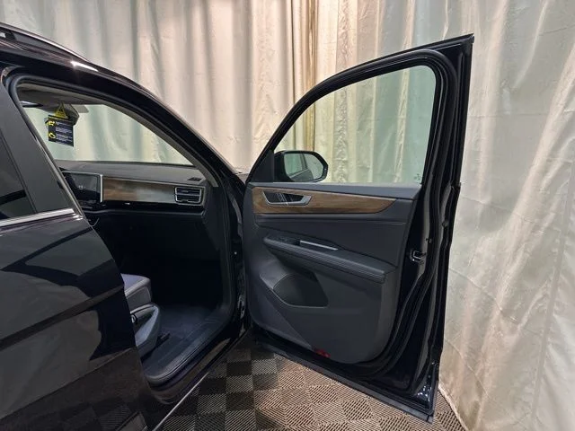 2026 Volkswagen Atlas SE - Photo 34
