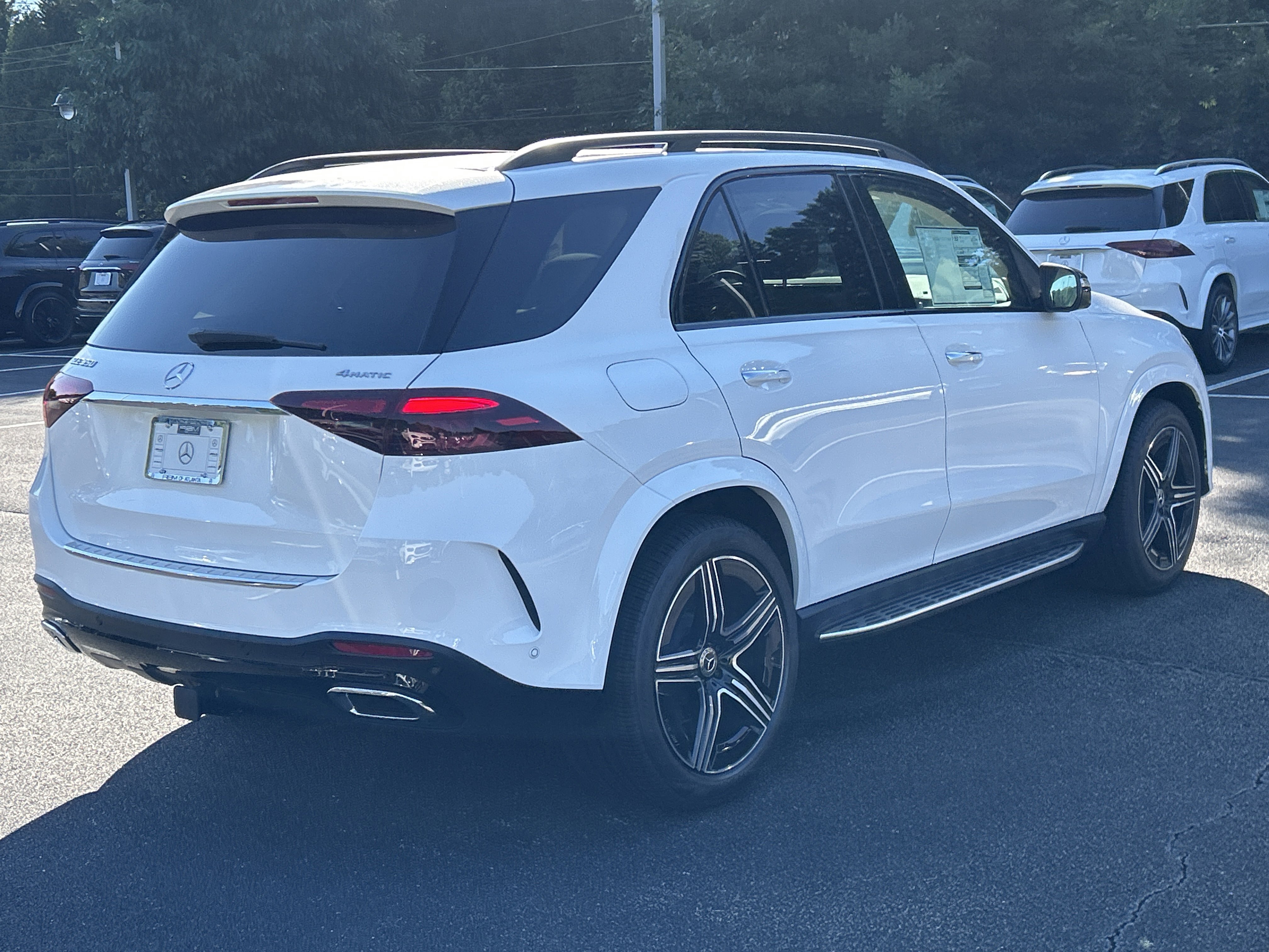 New 2026 Polar White Mercedes-Benz GLE 350 4MATIC® SUV image 6