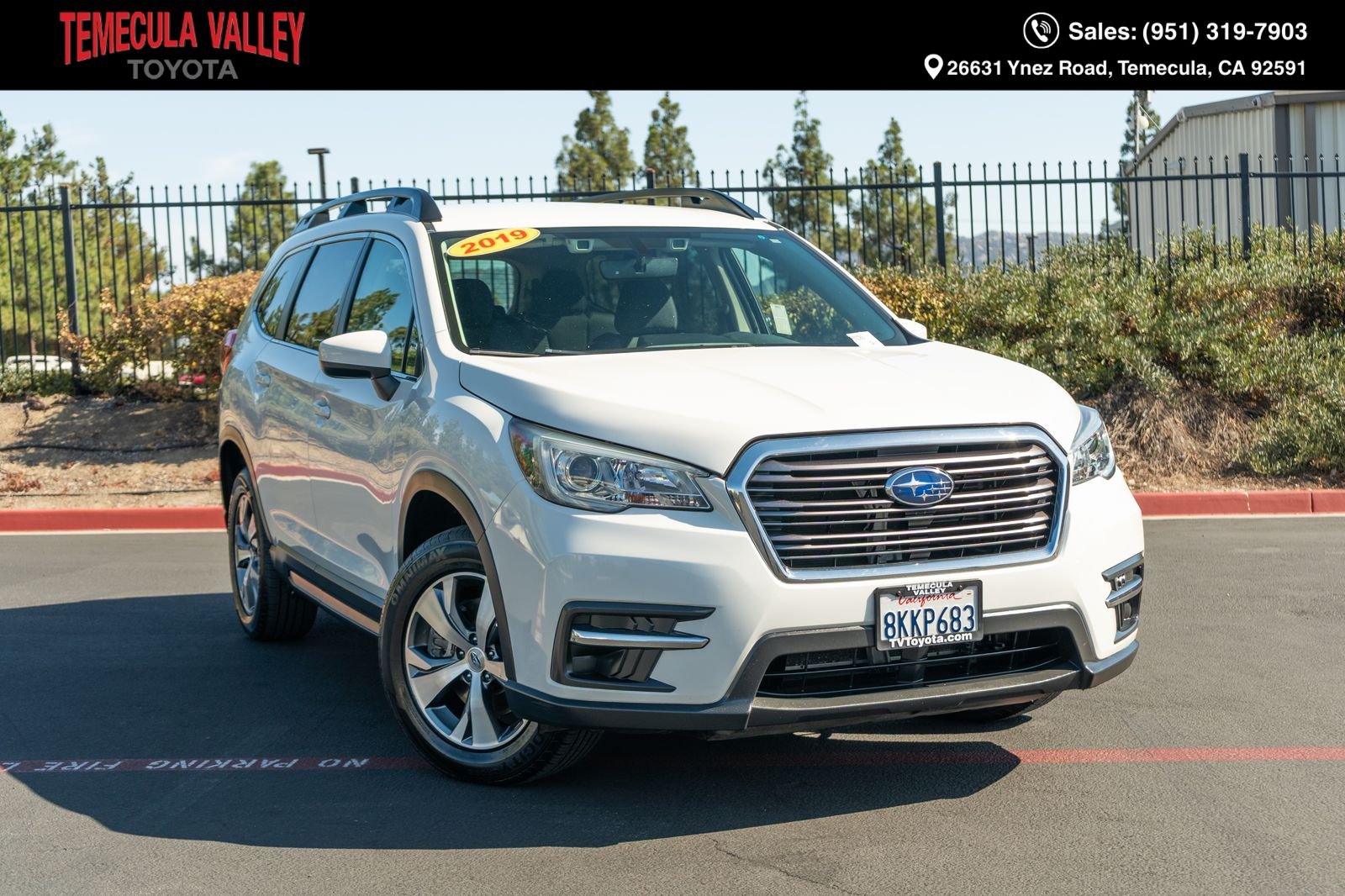 Used 2019 Crystal White Pearl Subaru Premium image 1