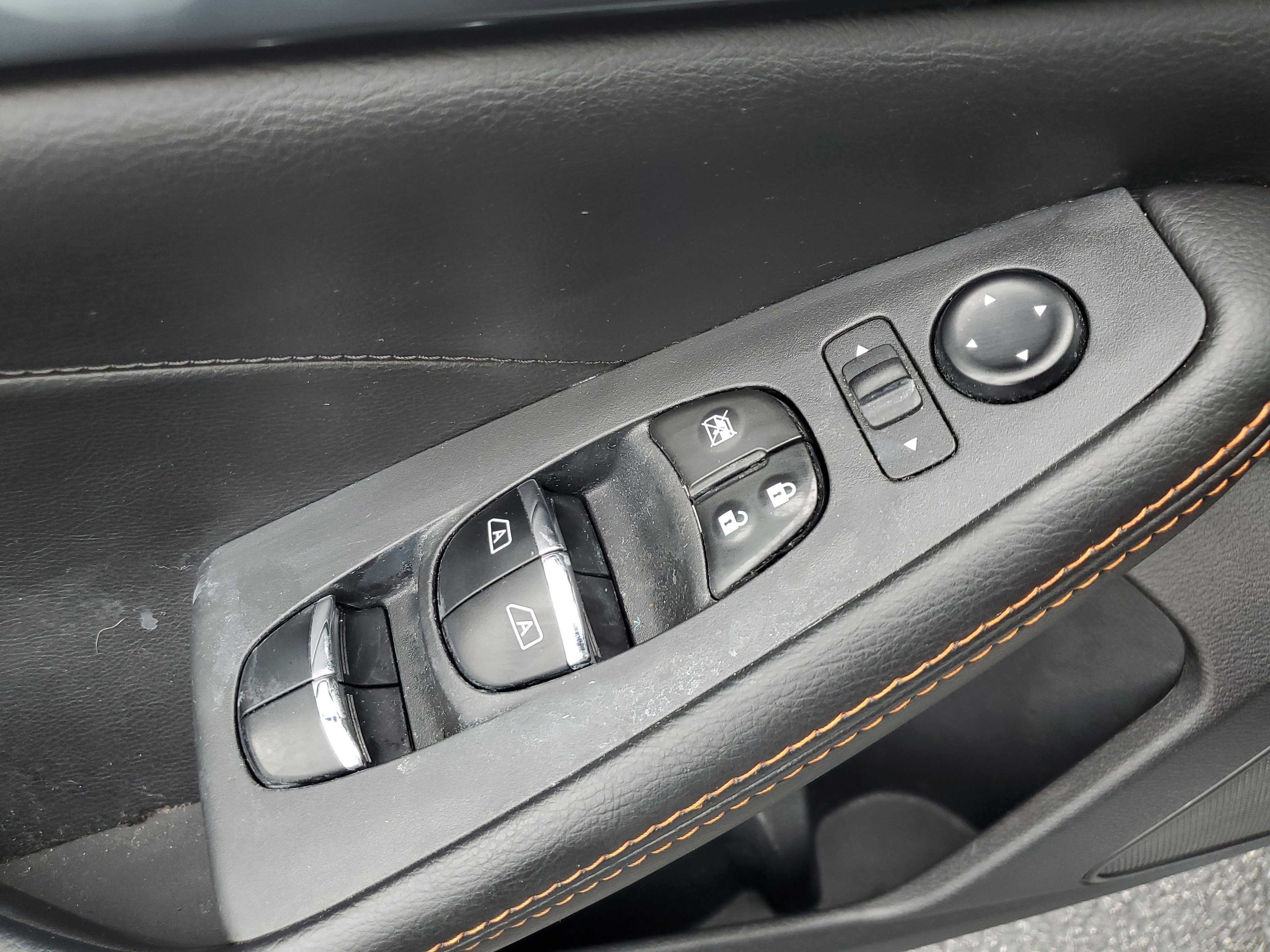 Used 2023 Gun Metallic Nissan SR image 29