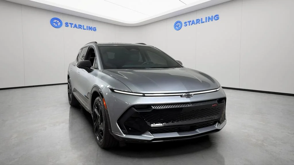 2024 Chevrolet Equinox EV RS - Photo 14