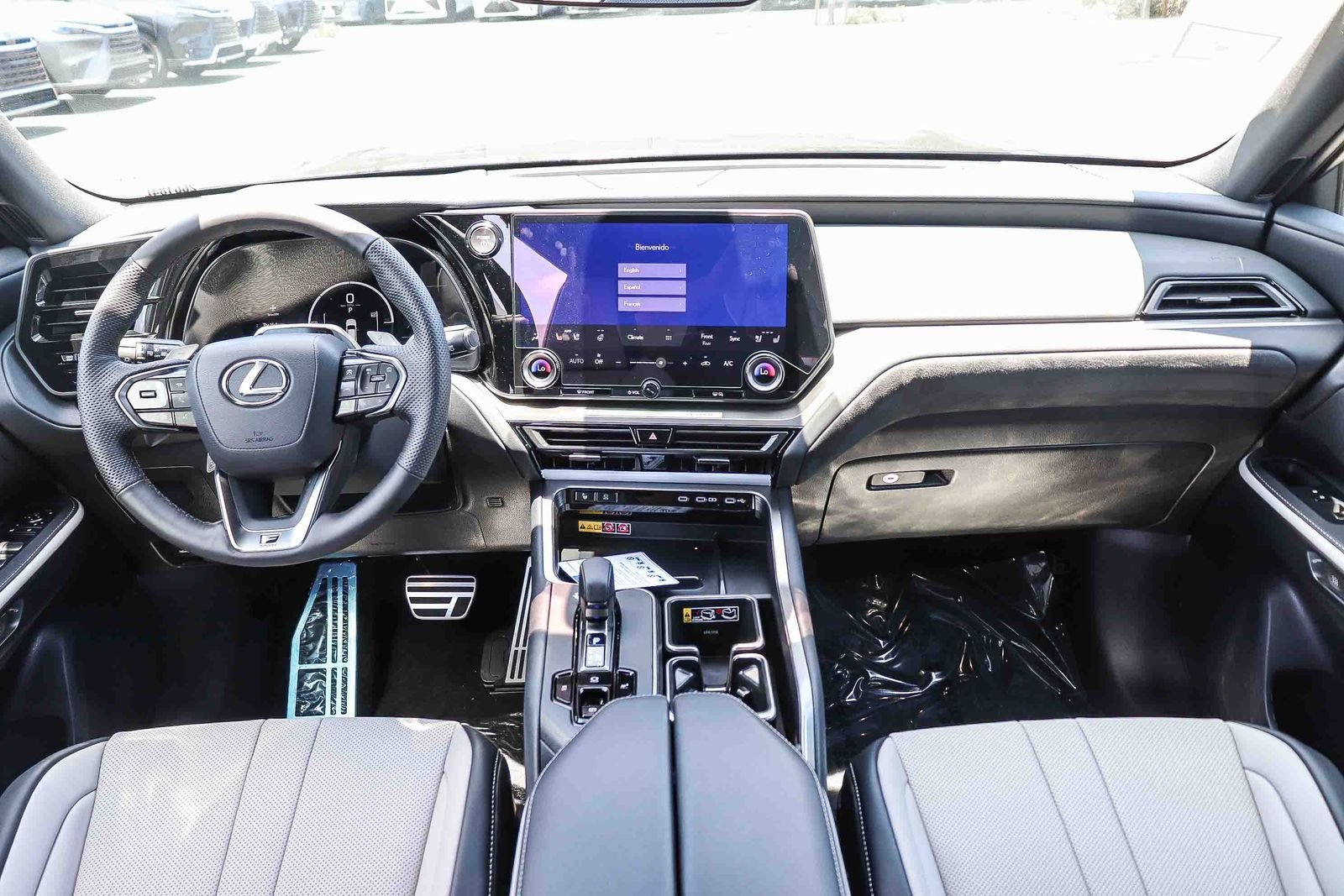 2026 Lexus TX 500h F-Sport Premium - Photo 16