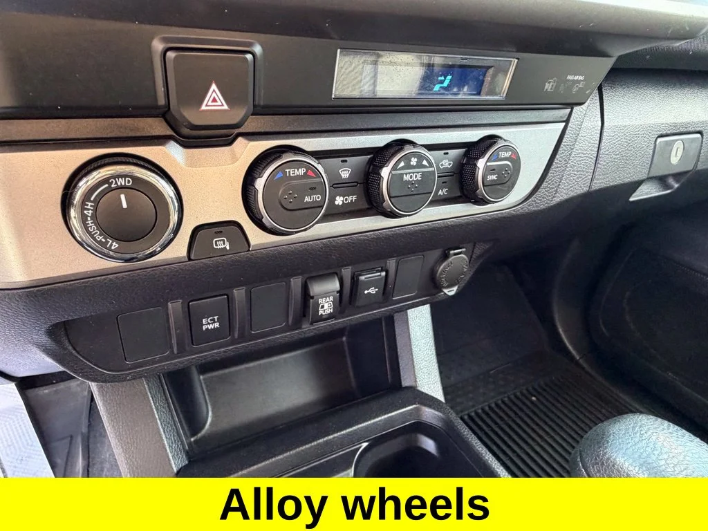 Used 2021 Black Toyota SR5 image 20