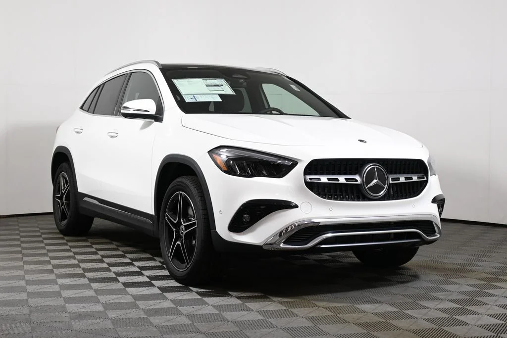 New 2026 White Mercedes-Benz GLA 250 image 9