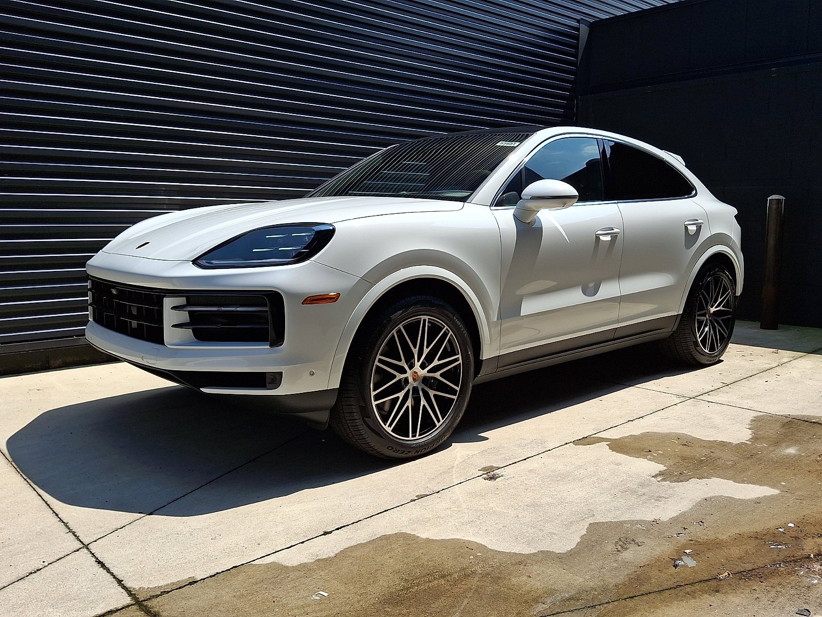 New 2026 Carrara White Metallic Porsche  image 1