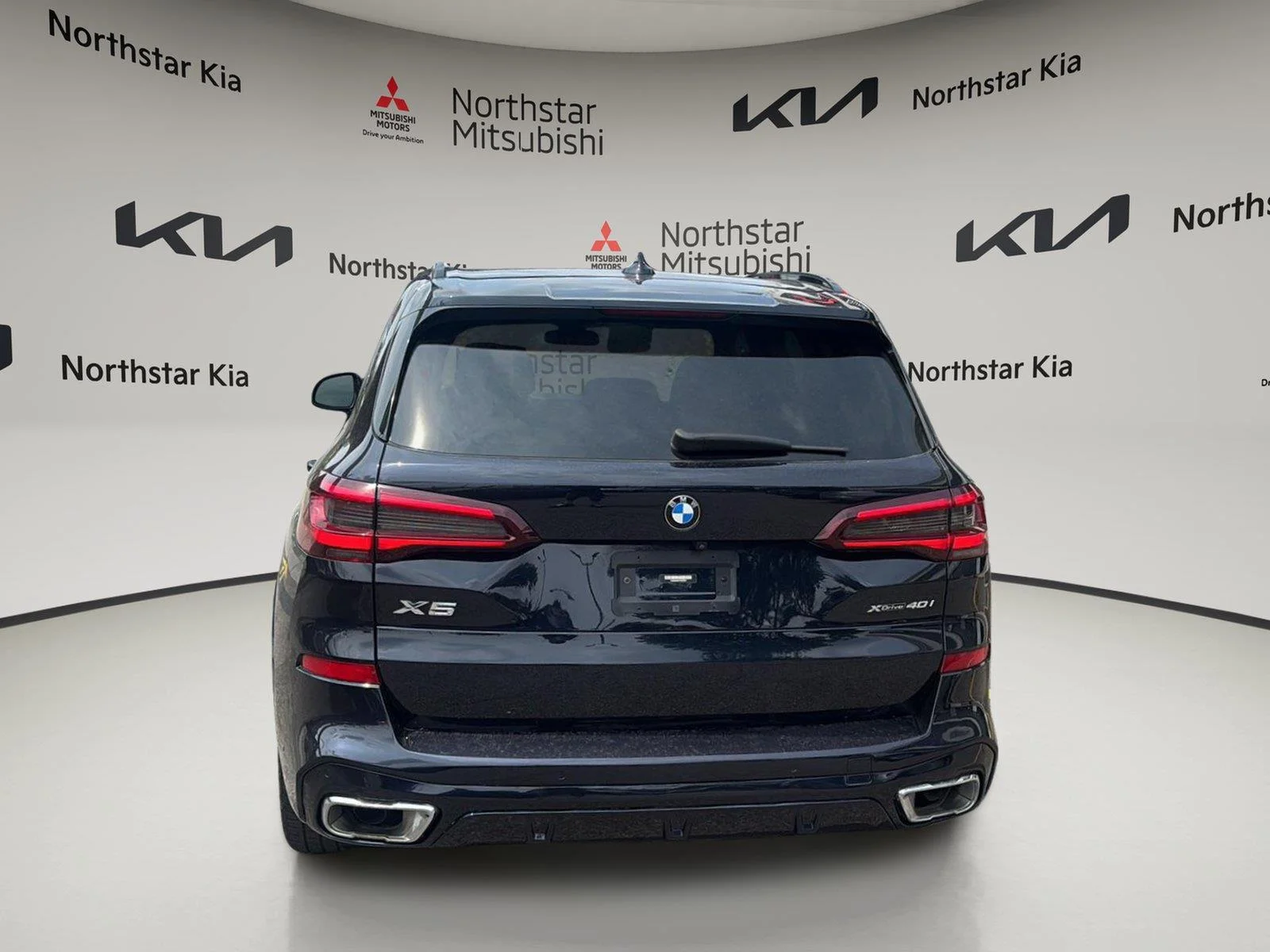 Used 2023 Carbon Black Metallic BMW xDrive40i image 8