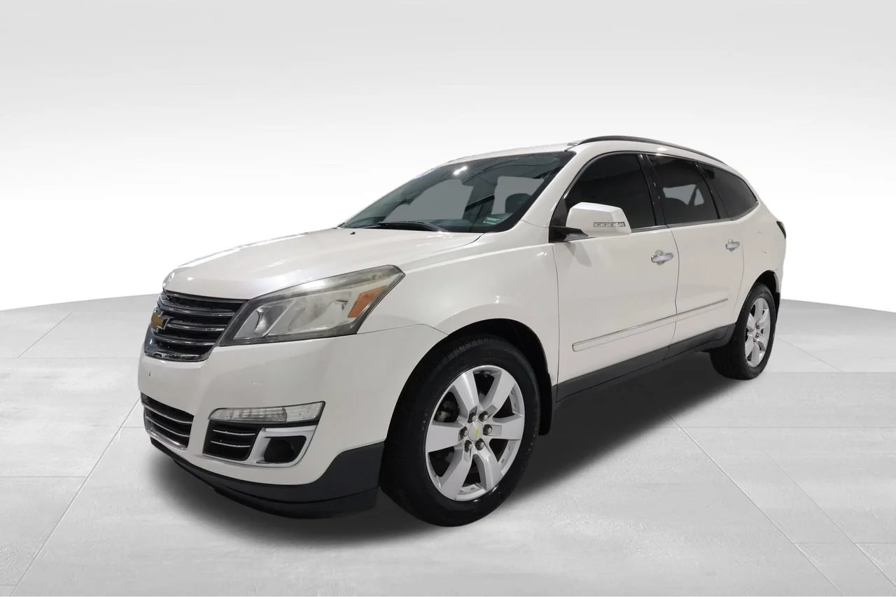 Used 2014 White Diamond Tricoat Chevrolet LTZ image 6