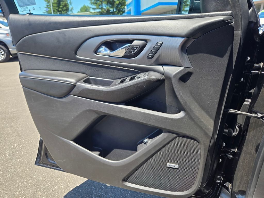 Used 2021 Black Chevrolet Premier image 13