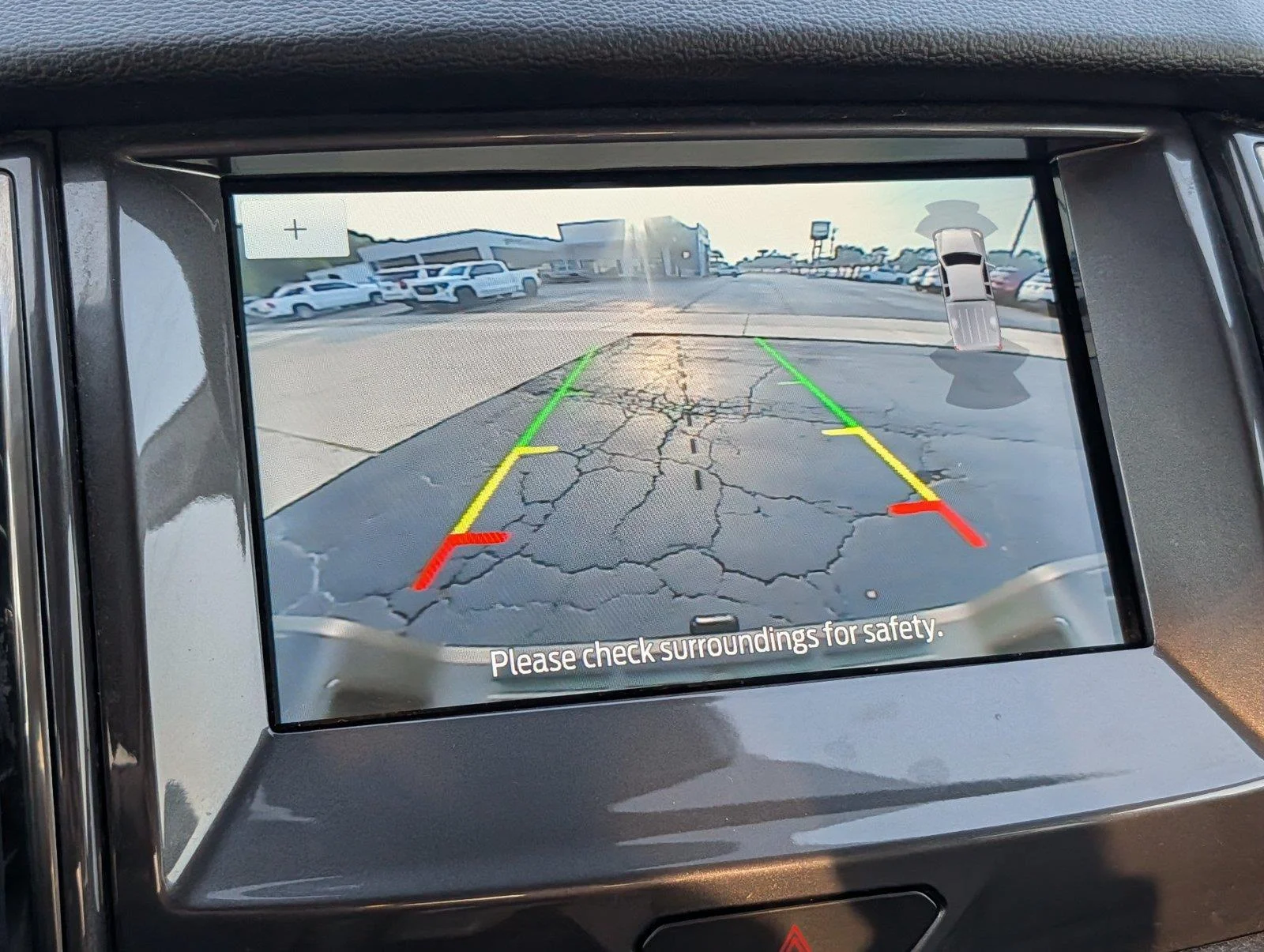 Used 2022 Cactus Gray Ford LARIAT image 18