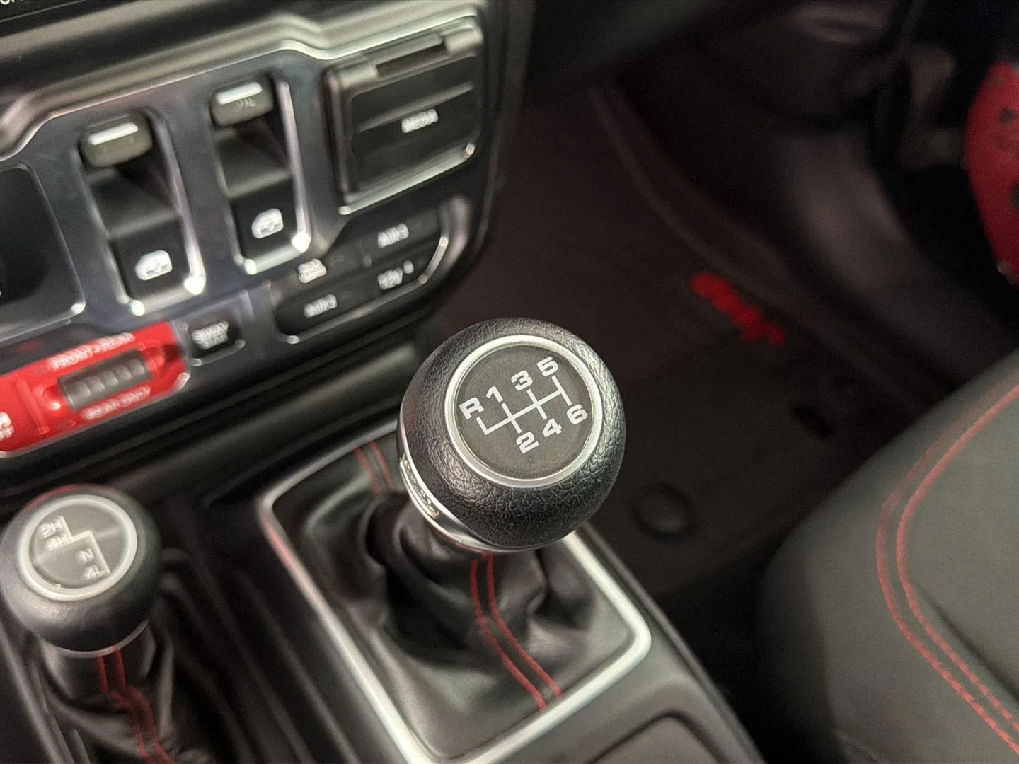 Used 2019 Black Clearcoat Jeep Rubicon image 42