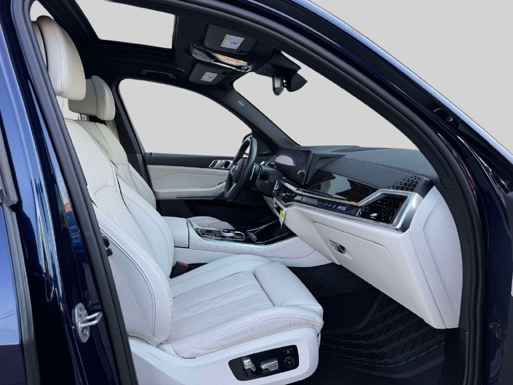 Certified Used 2024 Blue BMW xDrive40i image 11