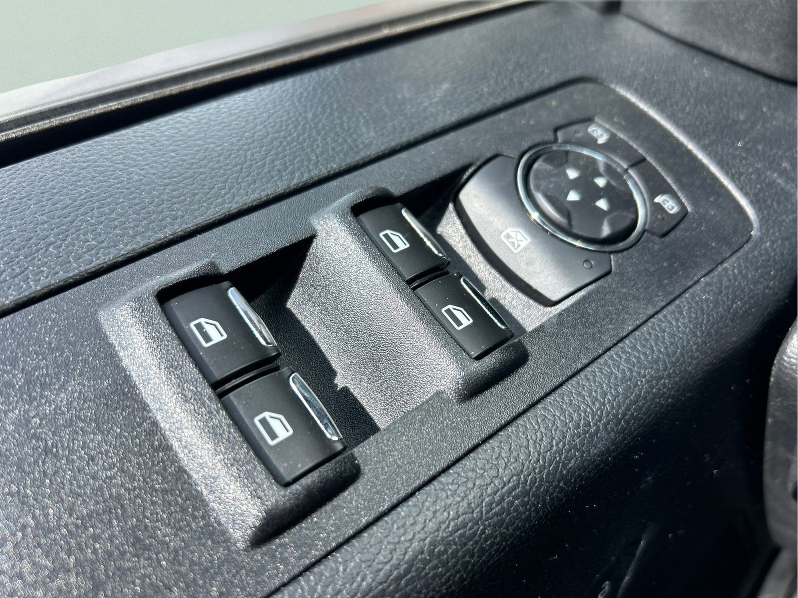 Used 2018 Gray Ford XLT image 24