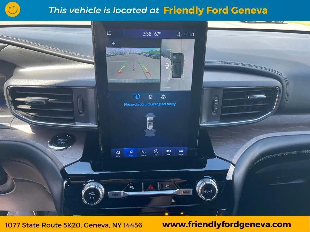 Used 2023 Gray Metallic Ford Platinum image 22