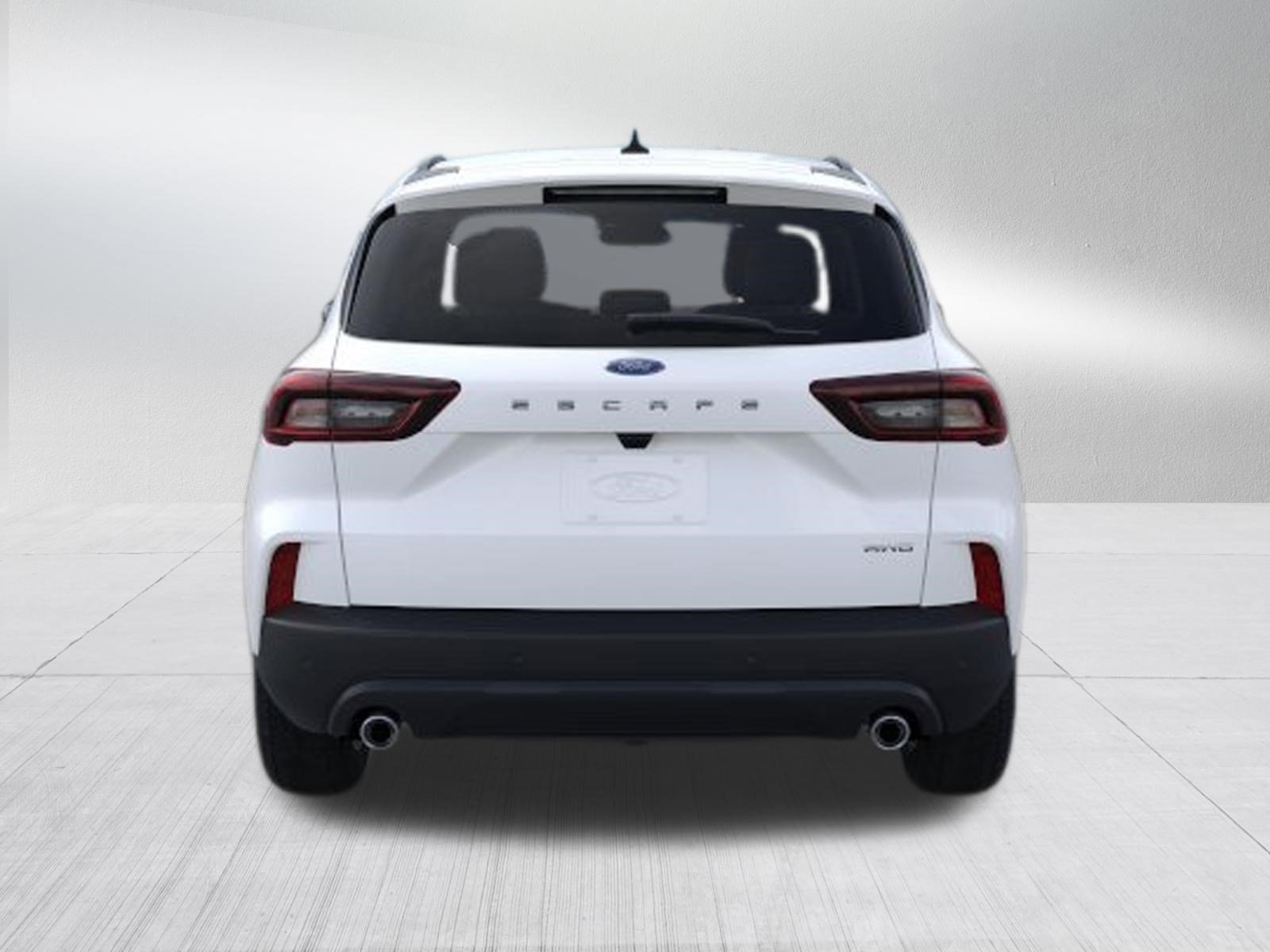 New 2026 Star White Metallic Tri-coat Ford ST-Line image 7