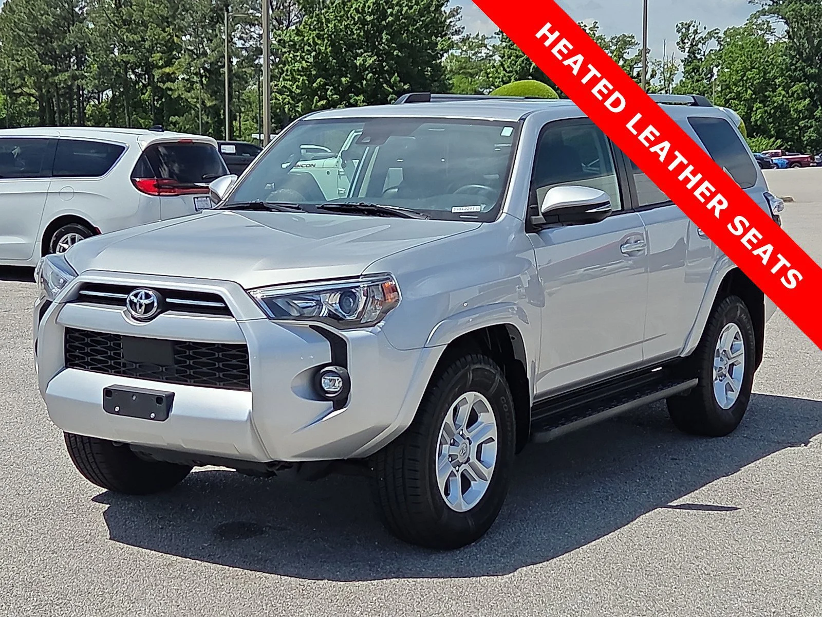 Used 2022 Classic Silver Metallic Toyota SR5 Premium image 2