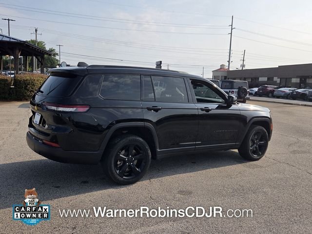 Used 2025 Black Jeep Altitude X image 16