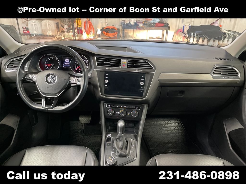 Used 2019 Green Volkswagen 2.0T SE image 18
